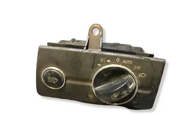 Mercedes-Benz E W211 Light switch 2115450404 04056050