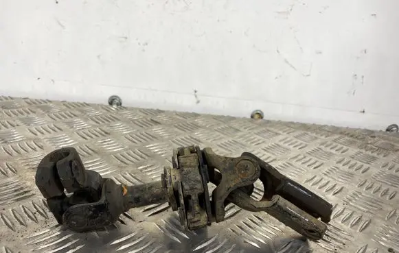 Subaru XV Steering column universal joint 1825