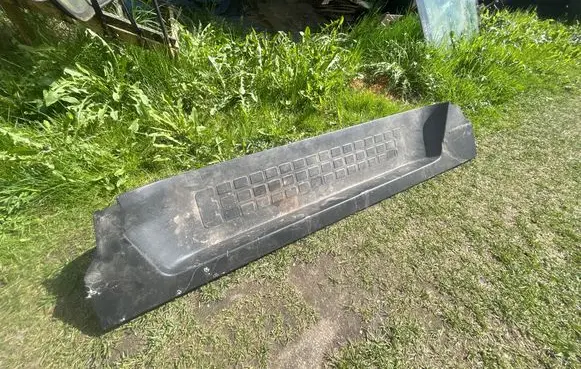 Peugeot Expert Rear sill trim cover 9808681377
