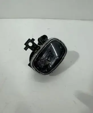 Renault Trafic III (X82) Front fog light 261504122R MDE269074