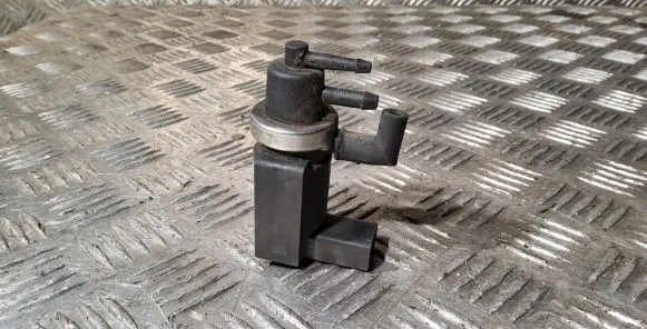 Audi A6 S6 C5 4B Turbo solenoid valve 059906627B 722903224