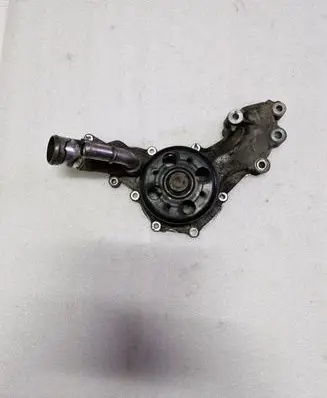 Dodge Durango Water pump 04893940AD