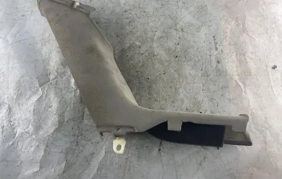 Audi A8 S8 D3 4E (C) pillar trim 4E0867242 4E0867242E31R