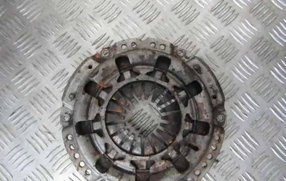 Opel Astra H Pressure plate 