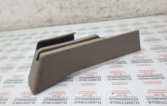 Audi Q7 4L Front passenger seat rail trim 7L0881097A