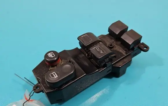 Honda Jazz Electric window control switch 35750-SAA-G02-M1 IMPRK1403952