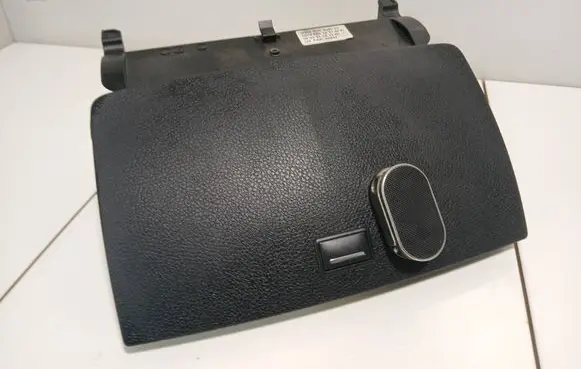 Mercedes-Benz C W204 Glove box A2046801231 080731151200