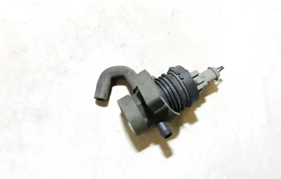 Mercedes-Benz C W202 Turbo solenoid valve 0004701993
