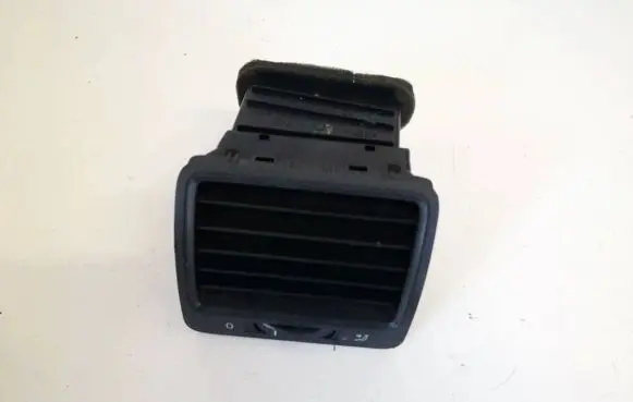 Volkswagen Golf V Dash center air vent grill 1k0819710 1k0819704