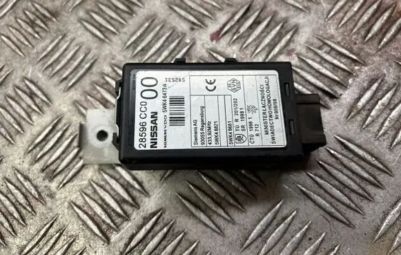 Nissan X-Trail T30 Door central lock control unit/module 5WK48821