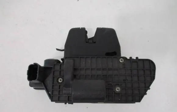 Citroen DS3 Tailgate lock latch 9151487499H
