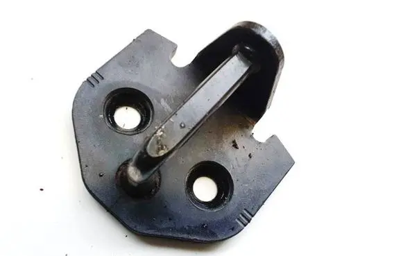 Volvo V50 Front door lock loop/hook striker 30699045