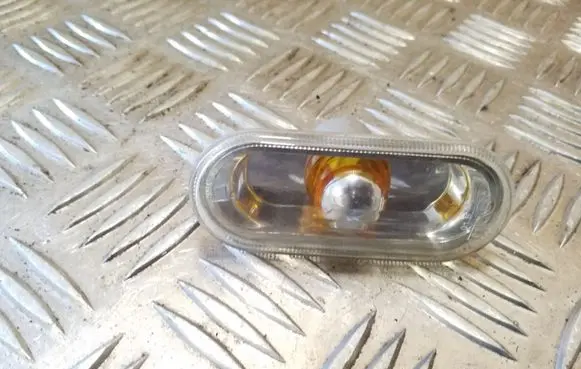 Seat Leon (1P) Front fender indicator light 6L0949117A