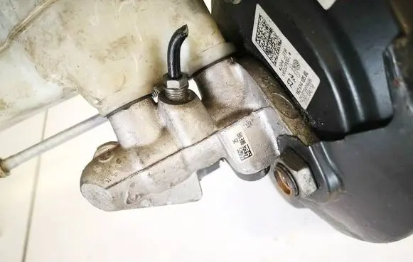 Skoda Octavia Mk2 (1Z) Master brake cylinder