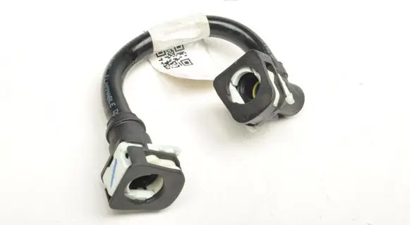 Volvo XC40 Fuel line pipe 32242691