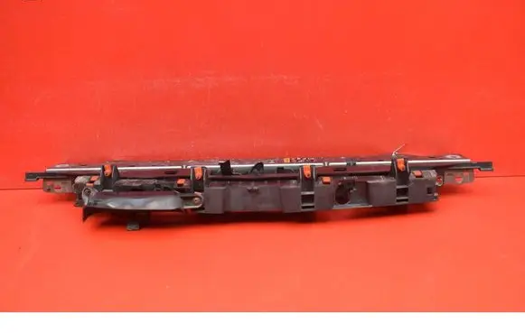 Bedford Astra Front bodywork piece 13456178