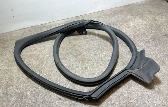 Audi E-tron GT Rubber seal rear door 4J3833722C