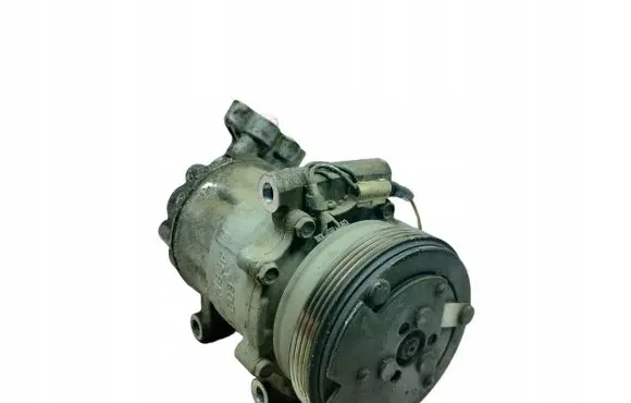 Renault Twingo I Air conditioning (A/C) compressor (pump) 8200037058