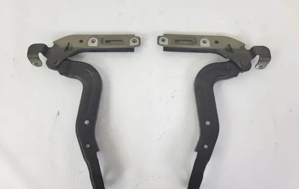Chrysler Pacifica Engine bonnet/hood hinges