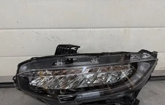 Honda Civic X Headlight/headlamp 10018659