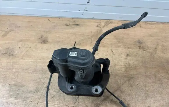 BMW 6 F06 Gran coupe Rear brake caliper 32349660