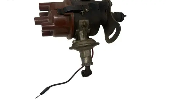 GAZ 24-10 Spark distributor G243706000 243706000