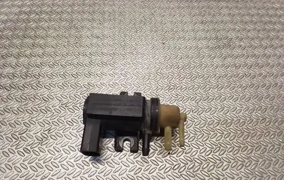 Volkswagen Caddy Vacuum valve 1K09606627A