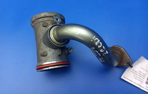 Mercedes-Benz C W204 EGR valve line/pipe/hose A6460900754 A6461410304