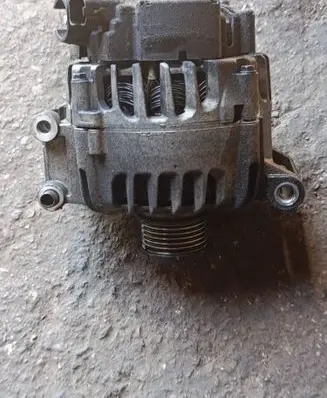Citroen C4 II Picasso Generator/alternator 9666997980