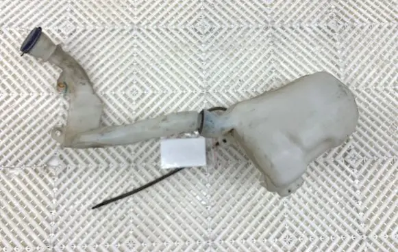 Peugeot 207 Windshield washer fluid reservoir/tank 9648337580