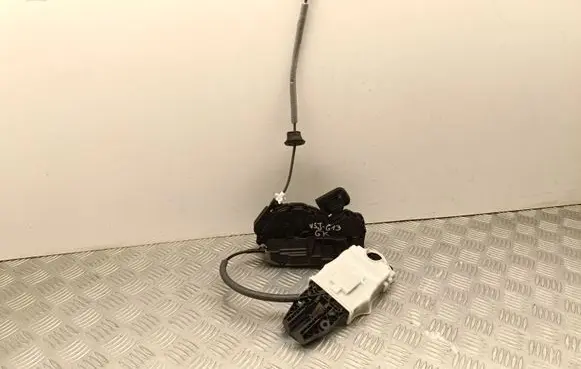 Skoda Enyaq iV Rear door lock 5TA839015T