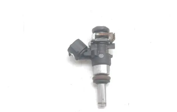 Audi Q3 8U Fuel injector 06L906031A 0280158266