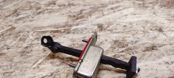 KIA Stinger Rear door check strap stopper