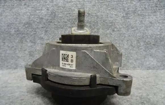 BMW 1 F20 F21 Engine mount bracket 6856406