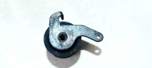 Mitsubishi Space Wagon Generator/alternator belt tensioner