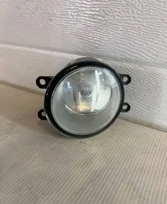 Toyota Corolla E140 E150 Front fog light 305611 A045715