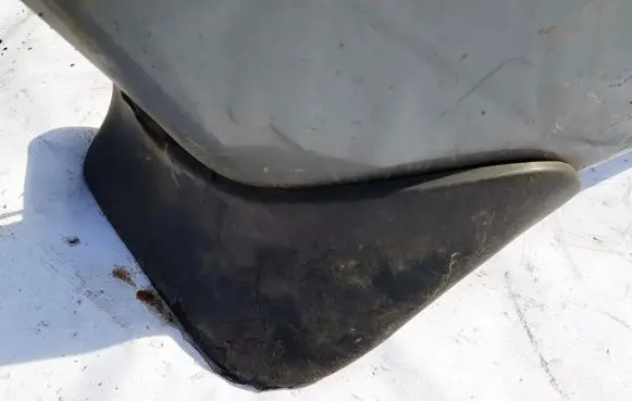 Mazda 323 Rear mudguard 
