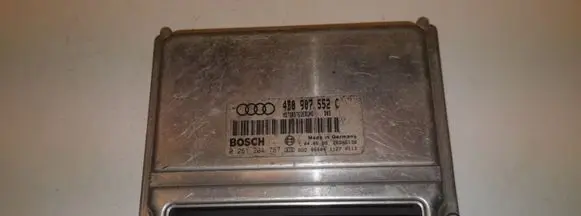 Audi A6 S6 C5 4B Engine control unit/module 4B0907552C 0261204767