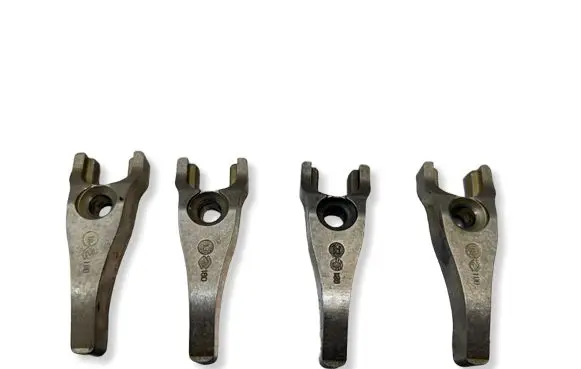 Peugeot 3008 I Fuel Injector clamp holder 