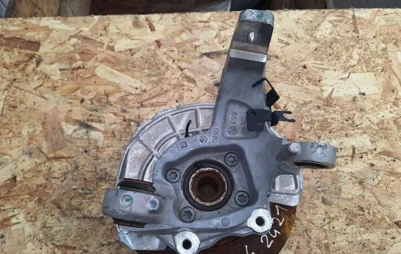 Alfa Romeo Stelvio Rear wheel hub spindle/knuckle 
