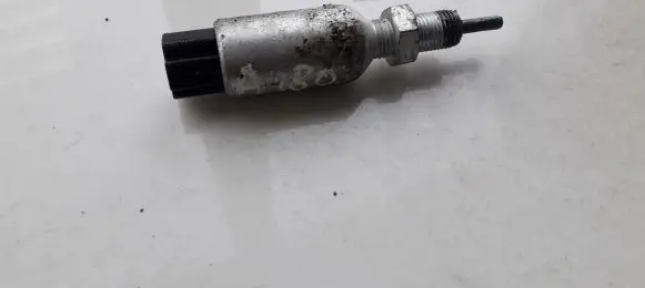 Honda CR-V Brake pedal sensor switch