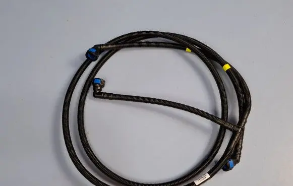 Skoda Enyaq iV Windshield washer fluid hose 5LA955970