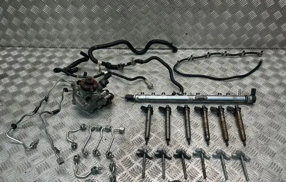 BMW 5 F10 F11 Fuel injection system set 7800123 7800124 7805428