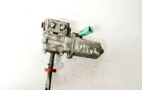 Mazda CX-7 Seat adjustment motor 