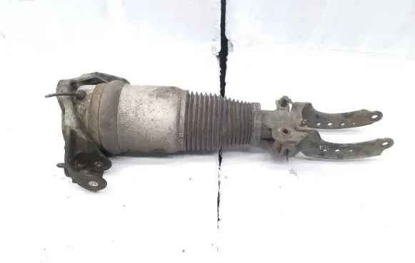 Volkswagen Touareg I Air suspension front shock absorber 