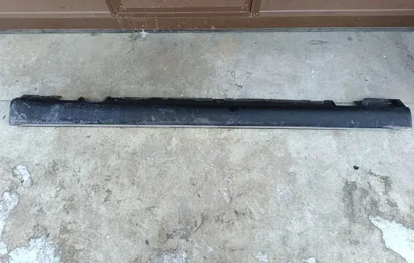 Mercedes-Benz E W213 Sill 