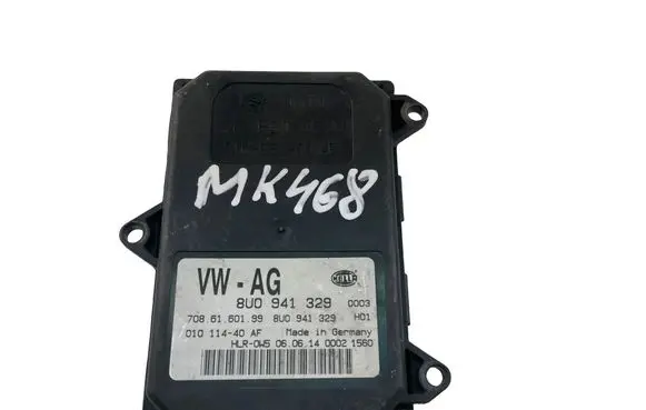 Volkswagen Touareg II Light module LCM 8U0941329