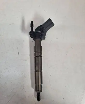 Mercedes-Benz C W204 Fuel injector A6420701387 0445115 070927