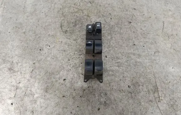 Mitsubishi Outlander Quarter vent window switch 8608A060C8DD601M