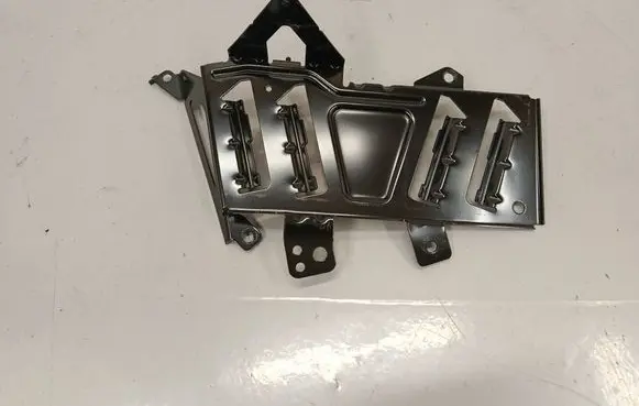 BMW X6 F16 Sound amplifier holder/bracket 79705